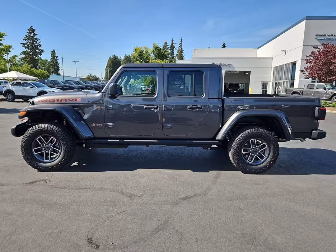 2026 Jeep Gladiator Mojave - Image 3