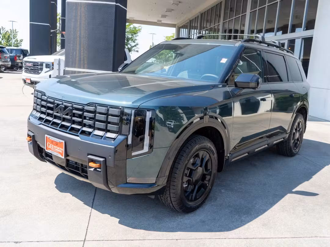 2027 Kia Telluride XPro SXPrestige - Image 3