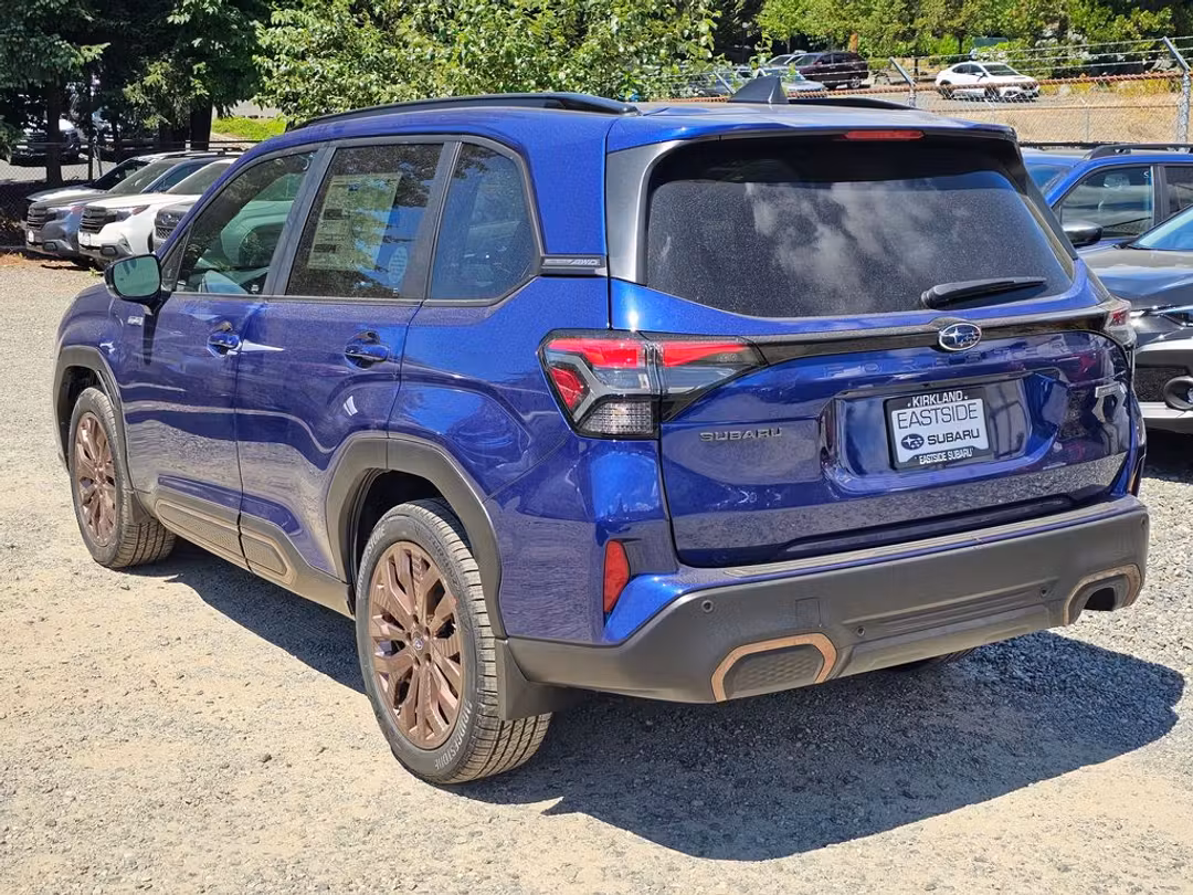 2026 Subaru Forester Sport Hybrid - Image 3