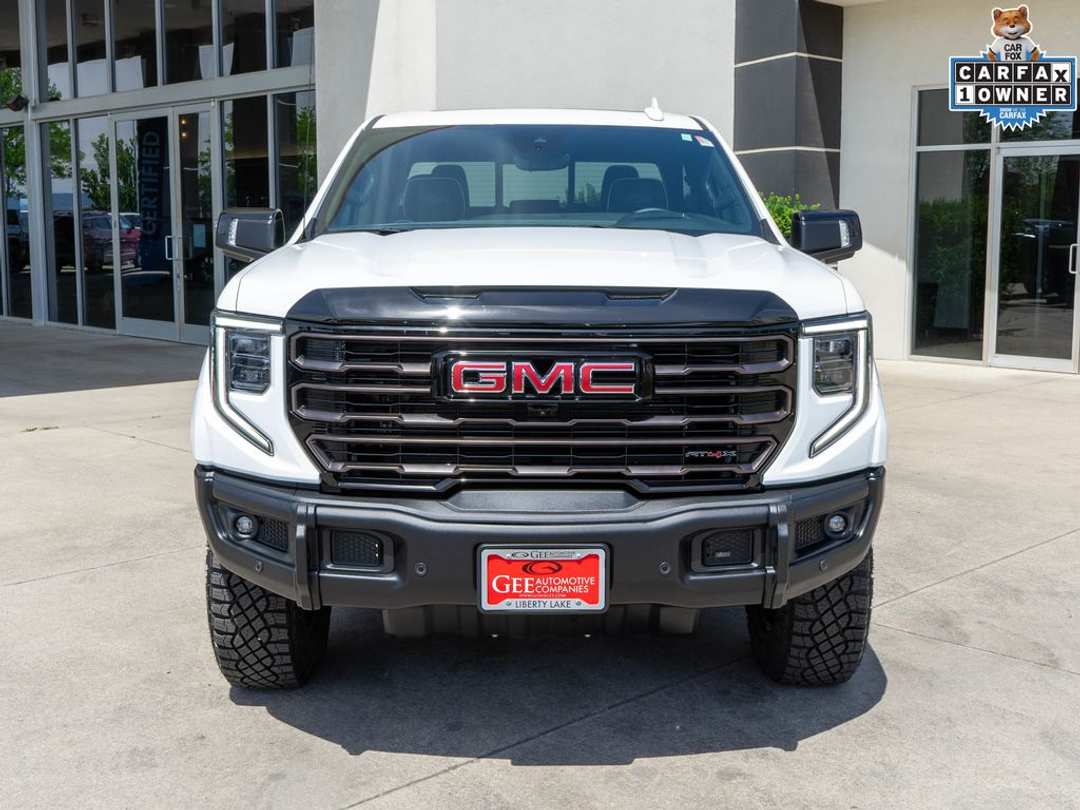 2026 GMC Sierra 1500 AT4X - Image 2