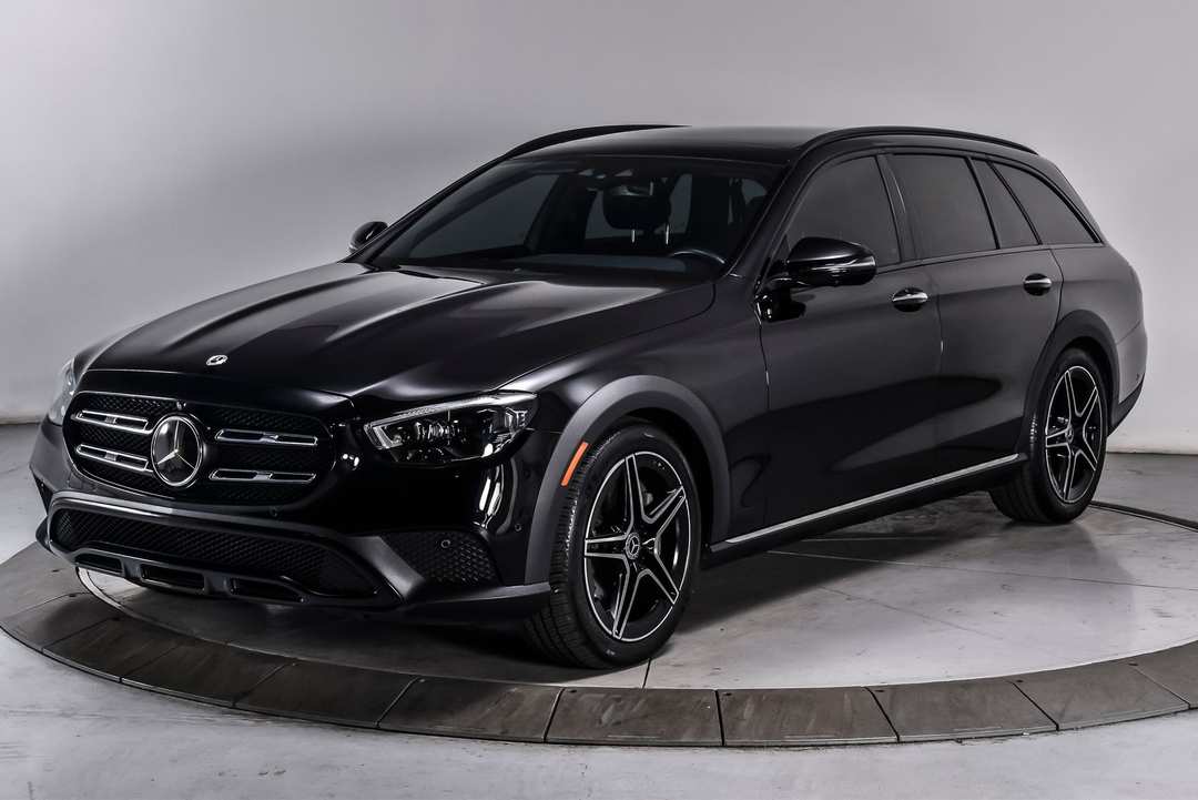 2023 Mercedes-Benz E-Class E 450 - Image 2