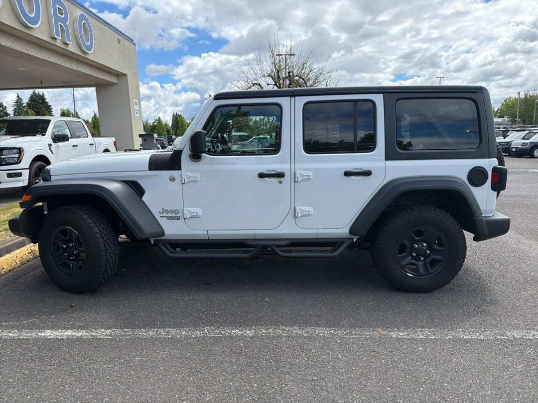 2018 Jeep Wrangler Unlimited Sport - Image 2