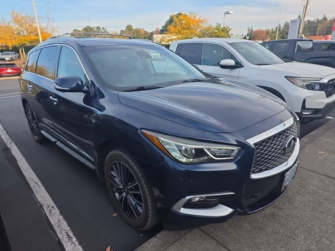 2016 INFINITI Qx60 Base - Image 2