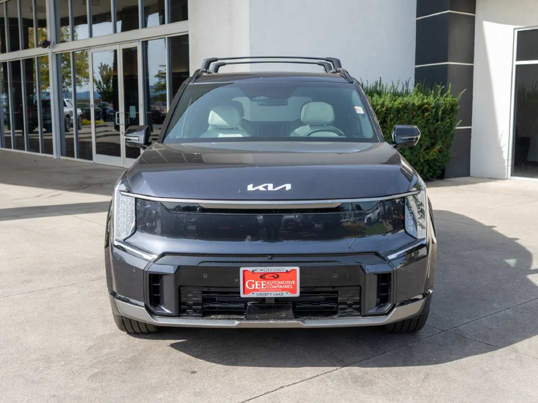 2026 Kia Ev9 GTLine - Image 2