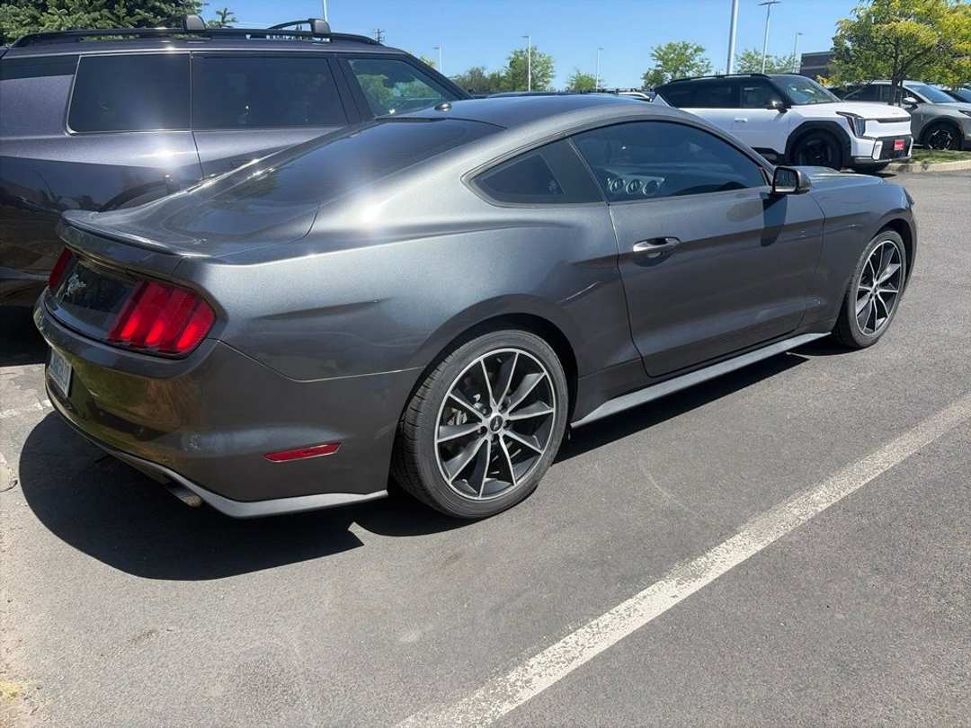 2017 Ford Mustang EcoBoost Premium - Image 3