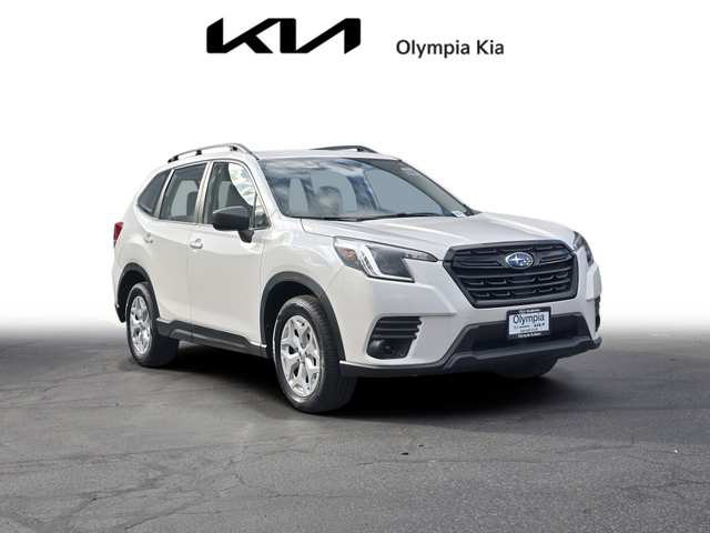 2022 Subaru Forester Base