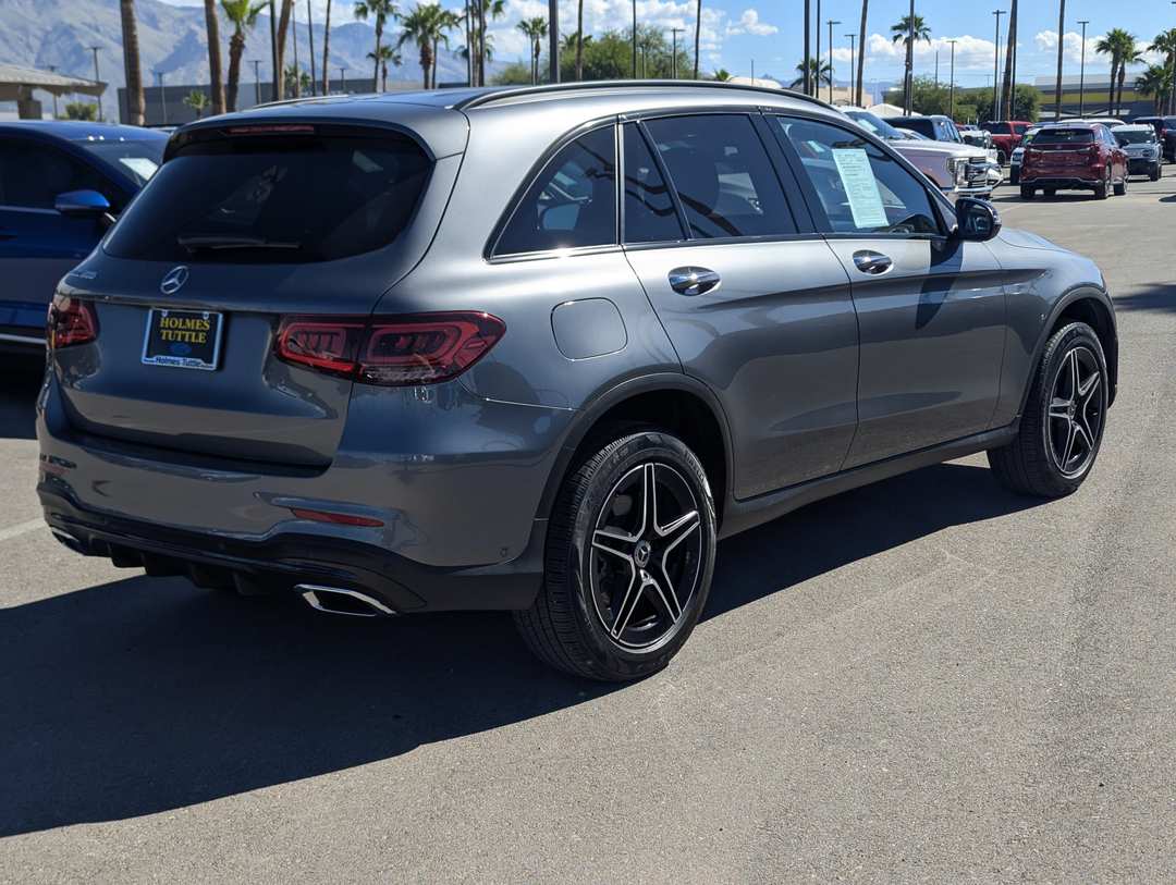 2022 Mercedes-Benz GLC GLC 300 - Image 2