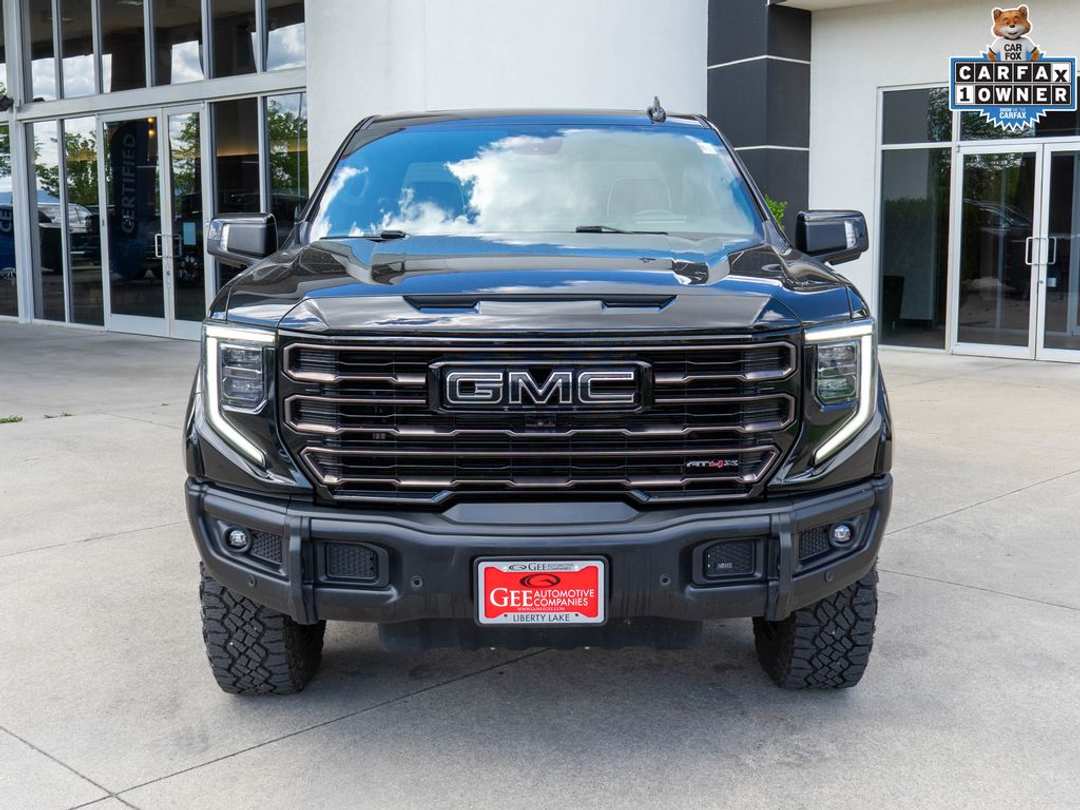2023 GMC Sierra 1500 AT4X - Image 2