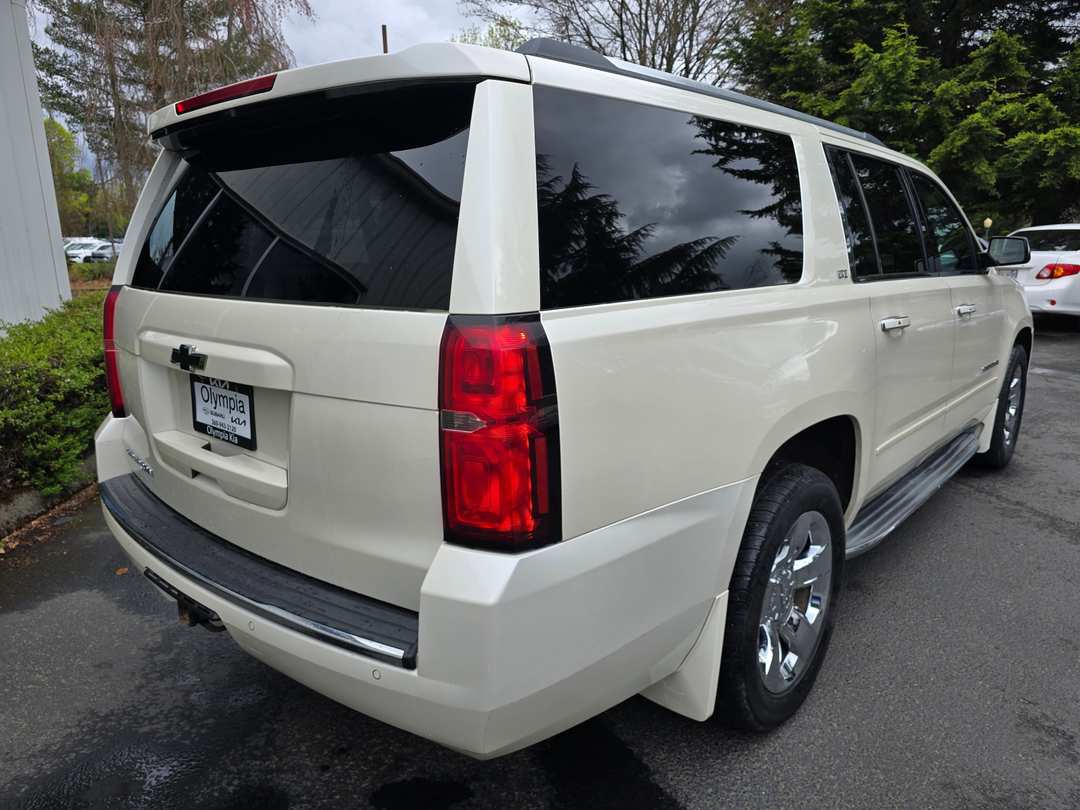 2015 Chevrolet Suburban LTZ - Image 3