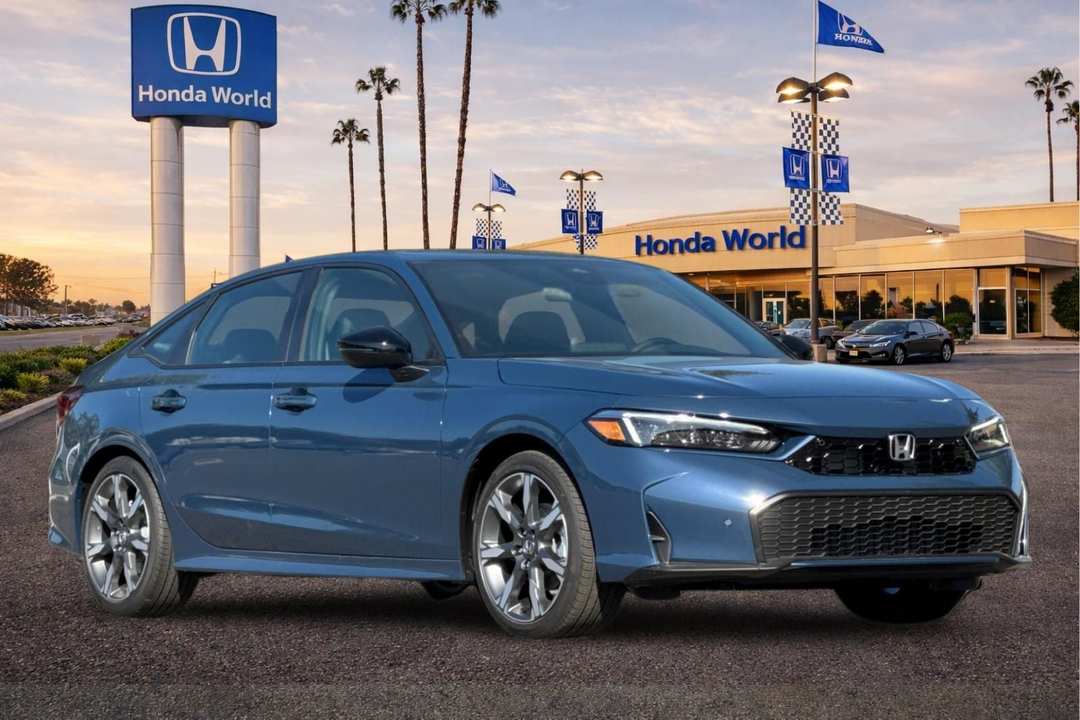 2026 Honda Civic Hybrid Sport Touring - Image 2