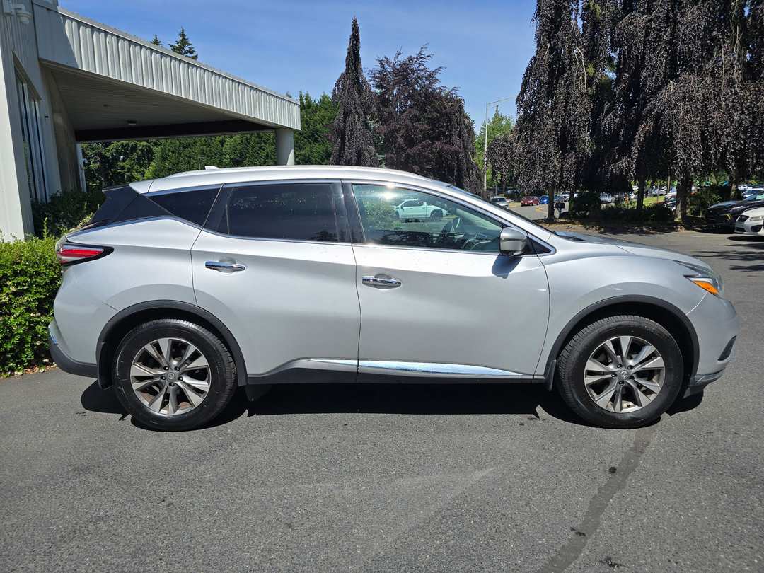 2017 Nissan Murano SL - Image 3