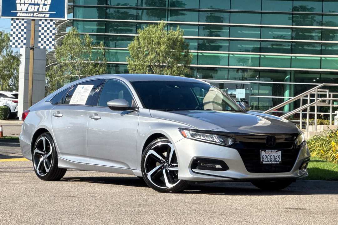 2020 Honda Accord Sport - Image 2