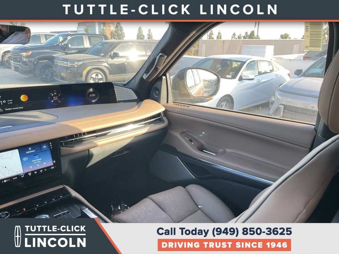 2027 Lincoln Navigator L Black Label - Image 3