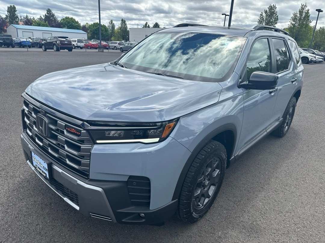 2026 Honda Pilot TrailSport - Image 3