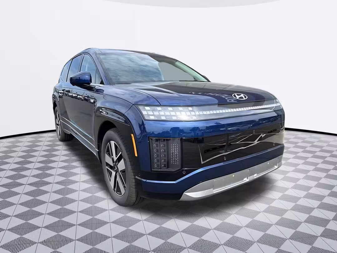 2026 Hyundai Ioniq 9 SEL - Image 2