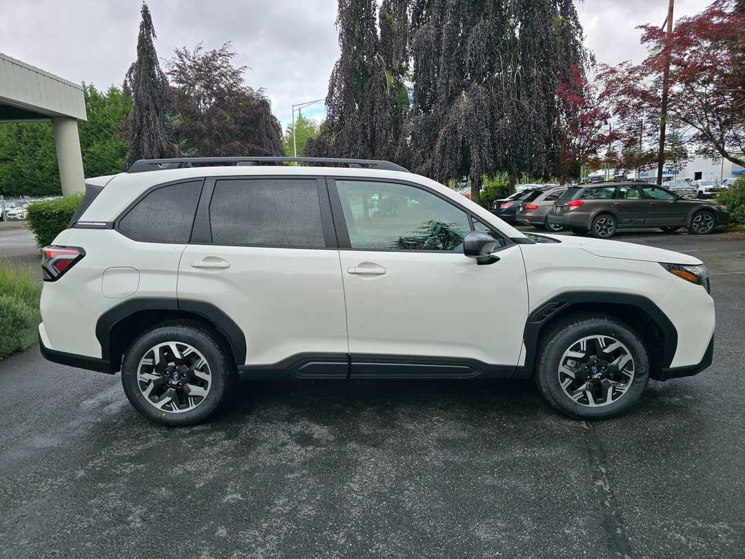 2026 Subaru Forester Premium - Image 3