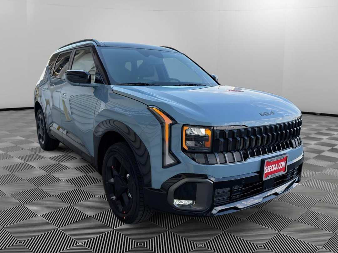 2027 Kia Seltos XLine S - Image 3