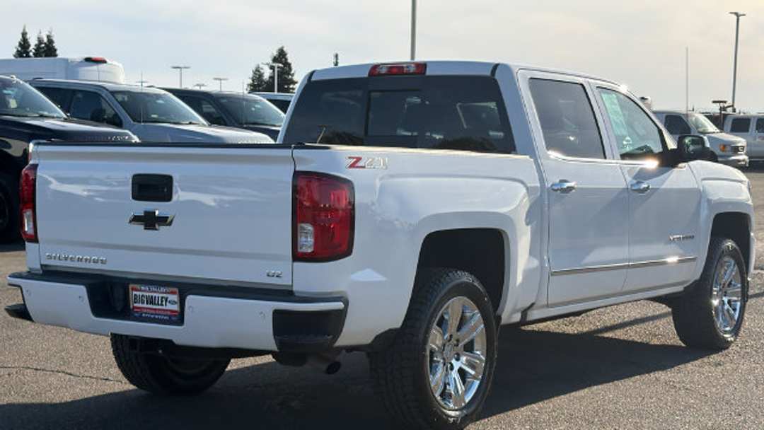 2018 Chevrolet Silverado 1500 LTZ - Image 3