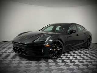 2025 Porsche Panamera 4