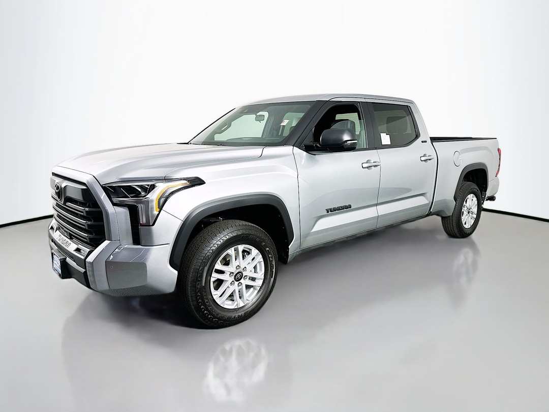 2026 Toyota Tundra SR5 - Image 3