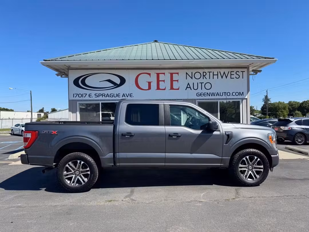 2022 Ford F-150 XL - Image 2