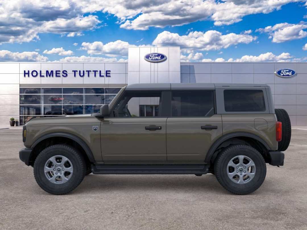 2026 Ford Bronco Big Bend - Image 3