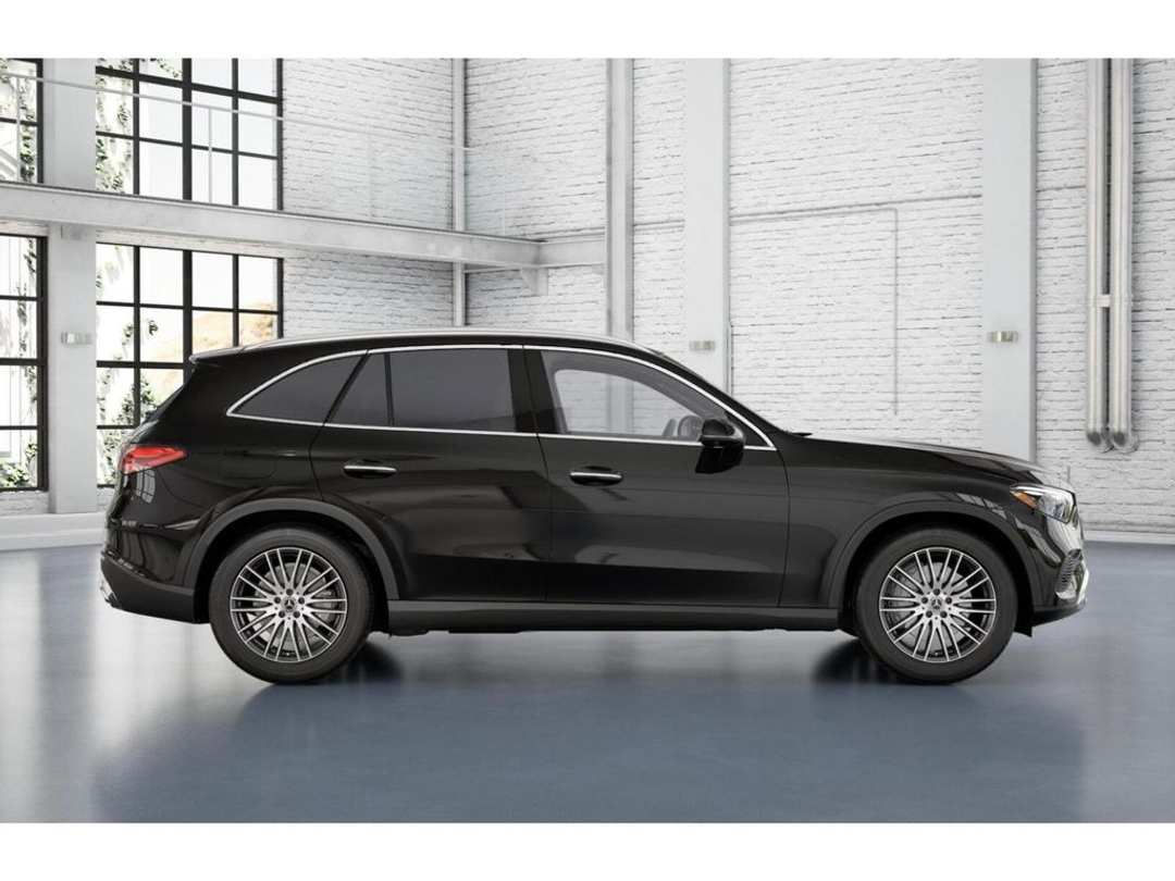 2026 Mercedes-Benz GLC 300 - Image 2
