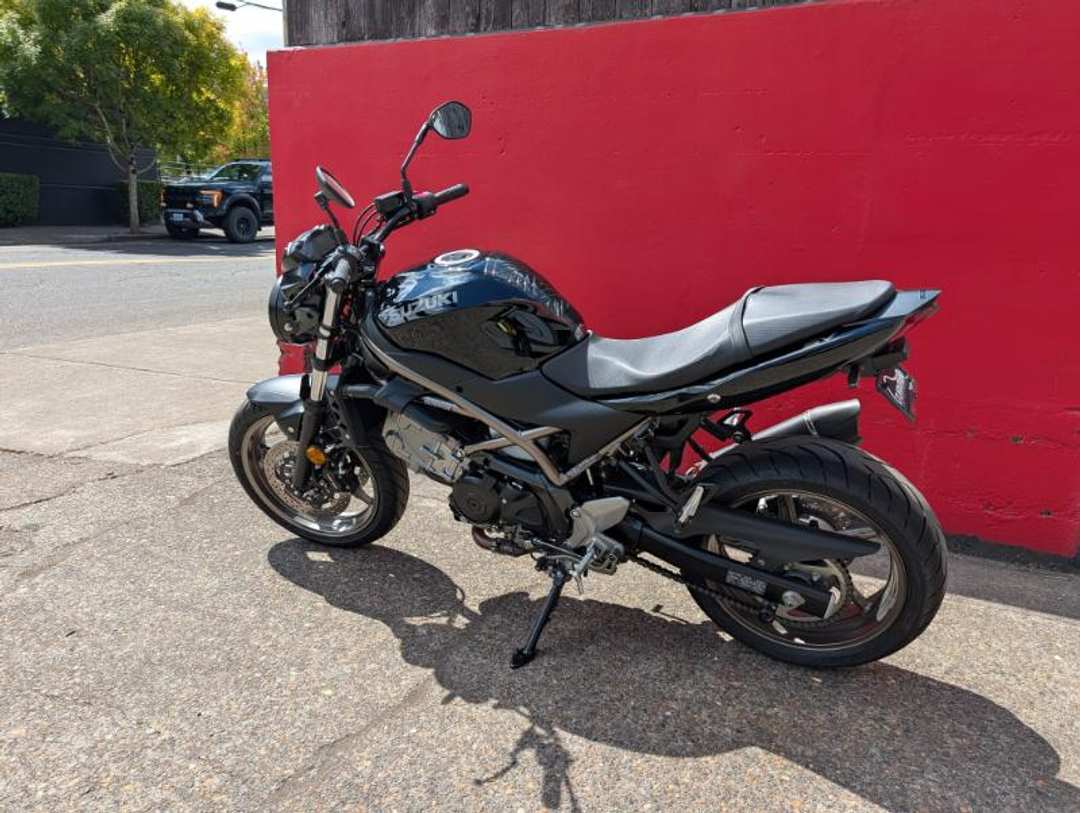 2024 SUZUKI Sv650 Abs - Image 3