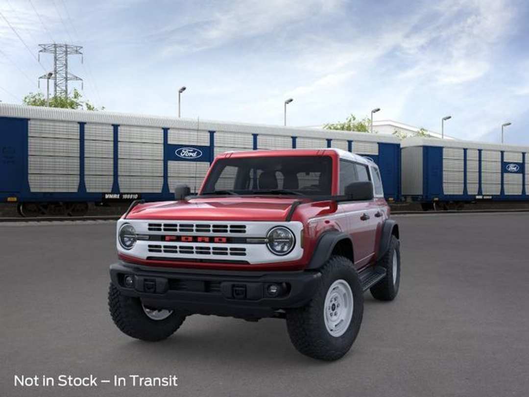 2026 Ford Bronco Heritage Edition - Image 2