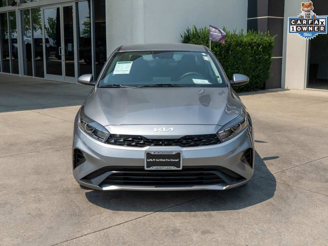 2023 Kia Forte LXS - Image 2