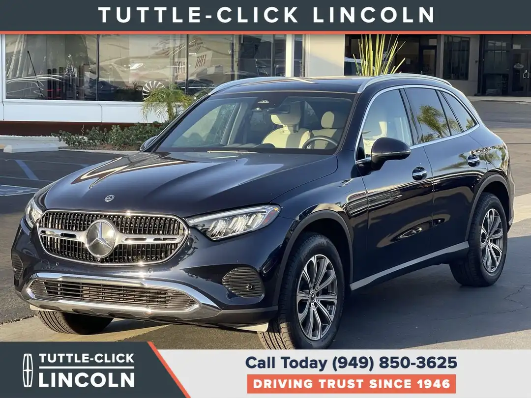 2024 Mercedes-Benz GLC GLC 300 - Image 3