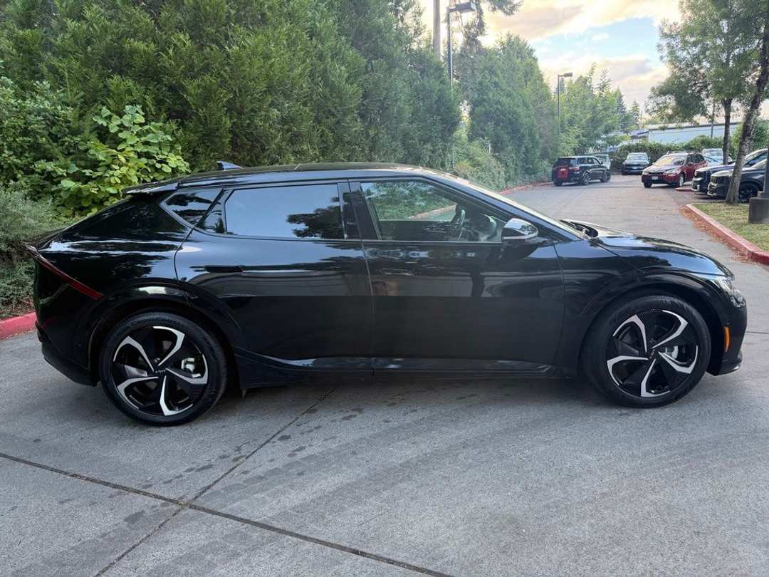 2024 Kia Ev6 GTLine - Image 2