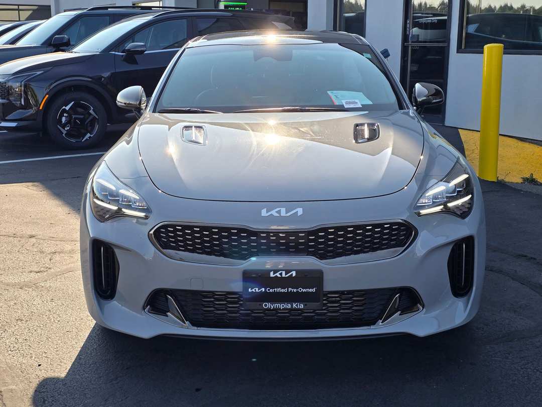2022 Kia Stinger GT1 - Image 2