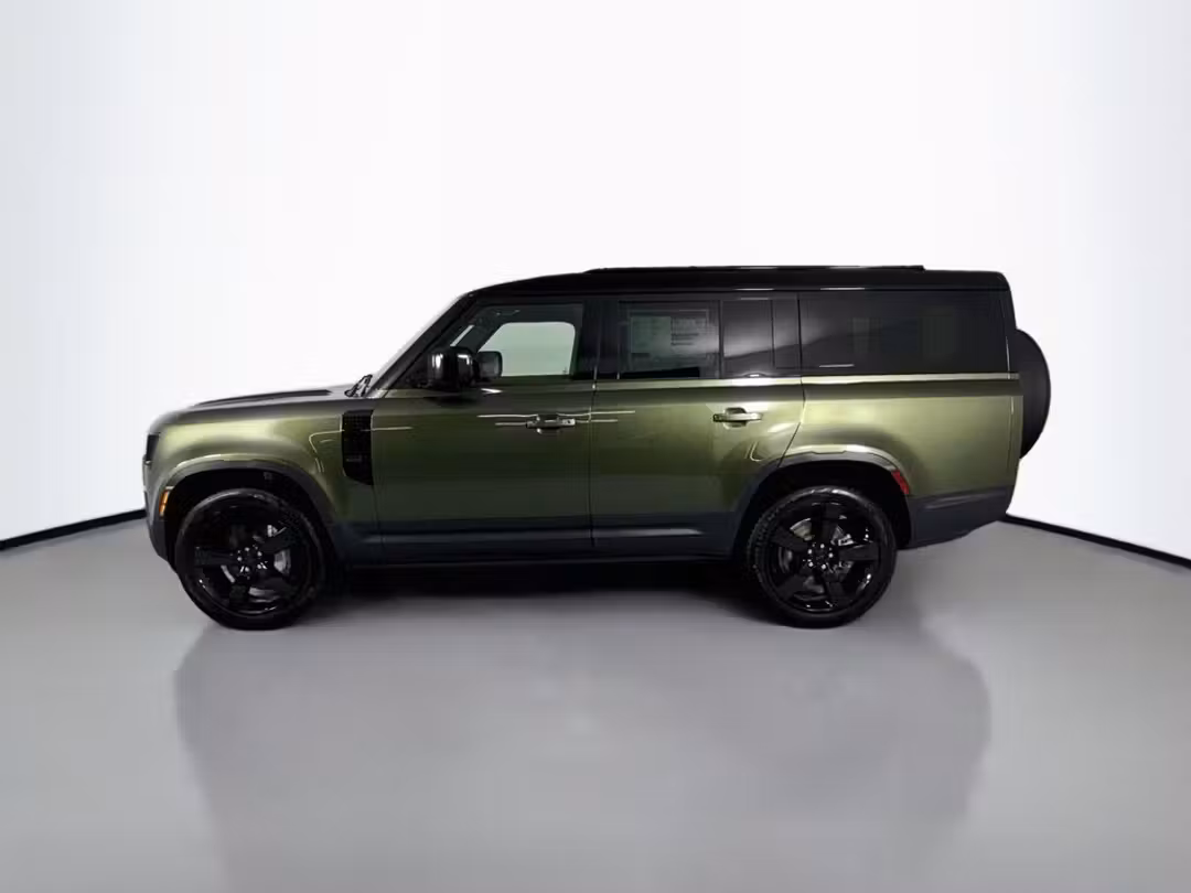 2026 Land Rover Defender 130 S - Image 2