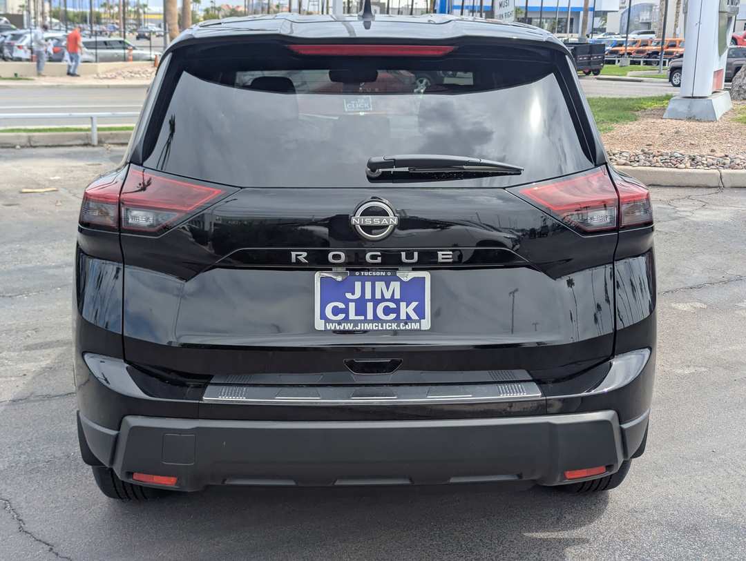 2026 Nissan Rogue SV - Image 3
