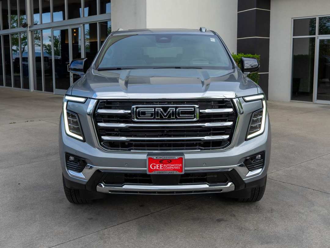 2026 GMC Yukon Xl Elevation - Image 2