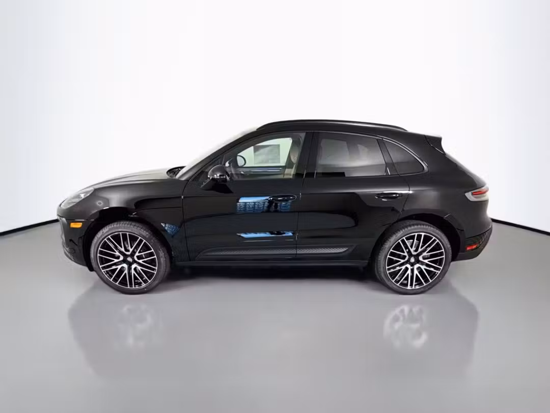 2026 Porsche Macan - Image 2