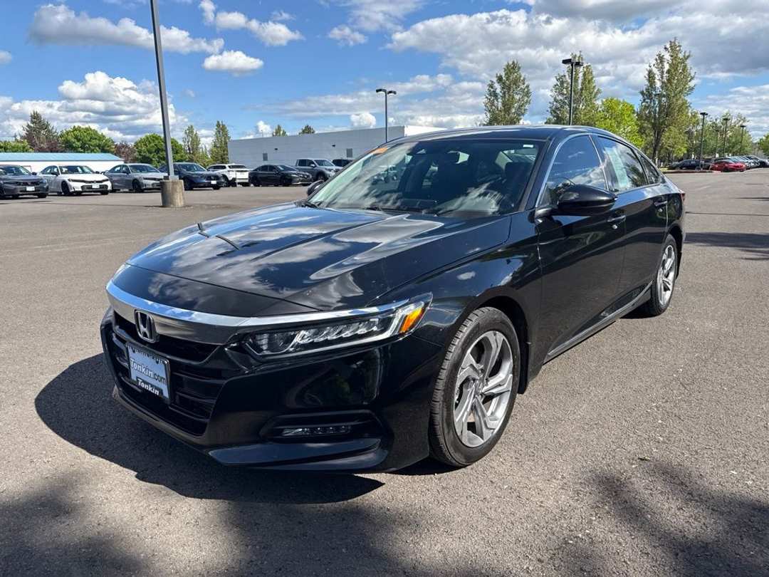 2018 Honda Accord EXL 2.0T - Image 3