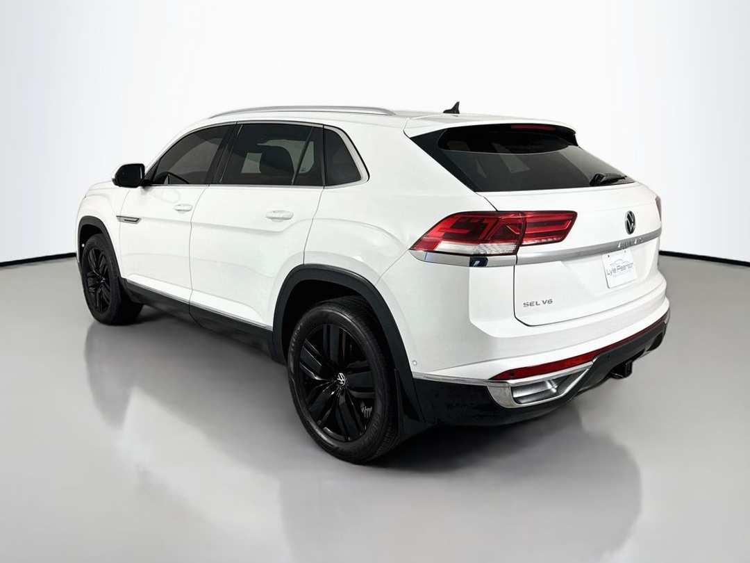 2020 Volkswagen Atlas Cross Sport 3.6L V6 SEL Premium - Image 3