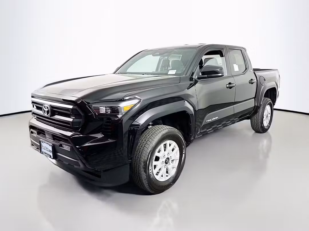 2026 Toyota Tacoma SR5 - Image 3