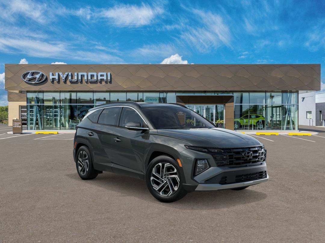 2026 Hyundai Tucson Hybrid Limited - Image 2