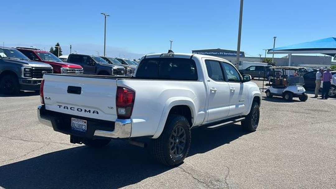 2021 Toyota Tacoma SR5 - Image 3
