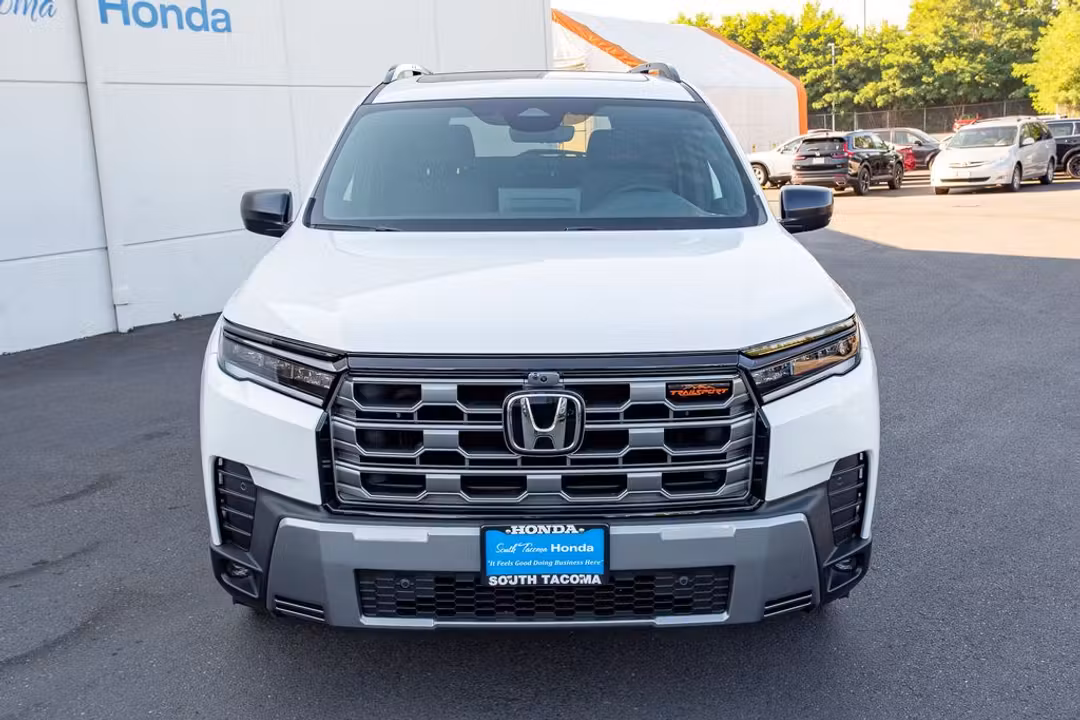 2026 Honda Pilot TrailSport w/Function Package - Image 3