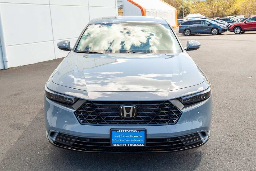 2026 Honda Accord Hybrid EXL - Image 3