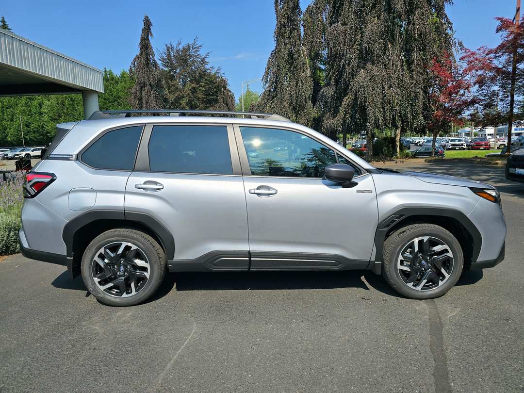 2026 Subaru Forester Premium Hybrid - Image 3