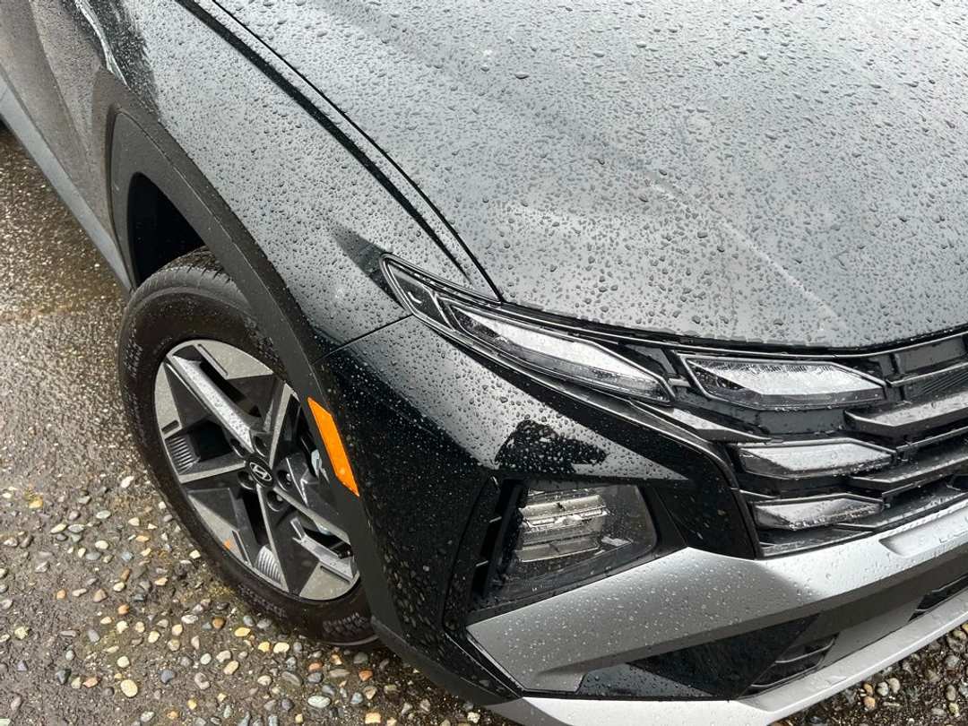 2026 Hyundai Tucson SEL Premium - Image 3