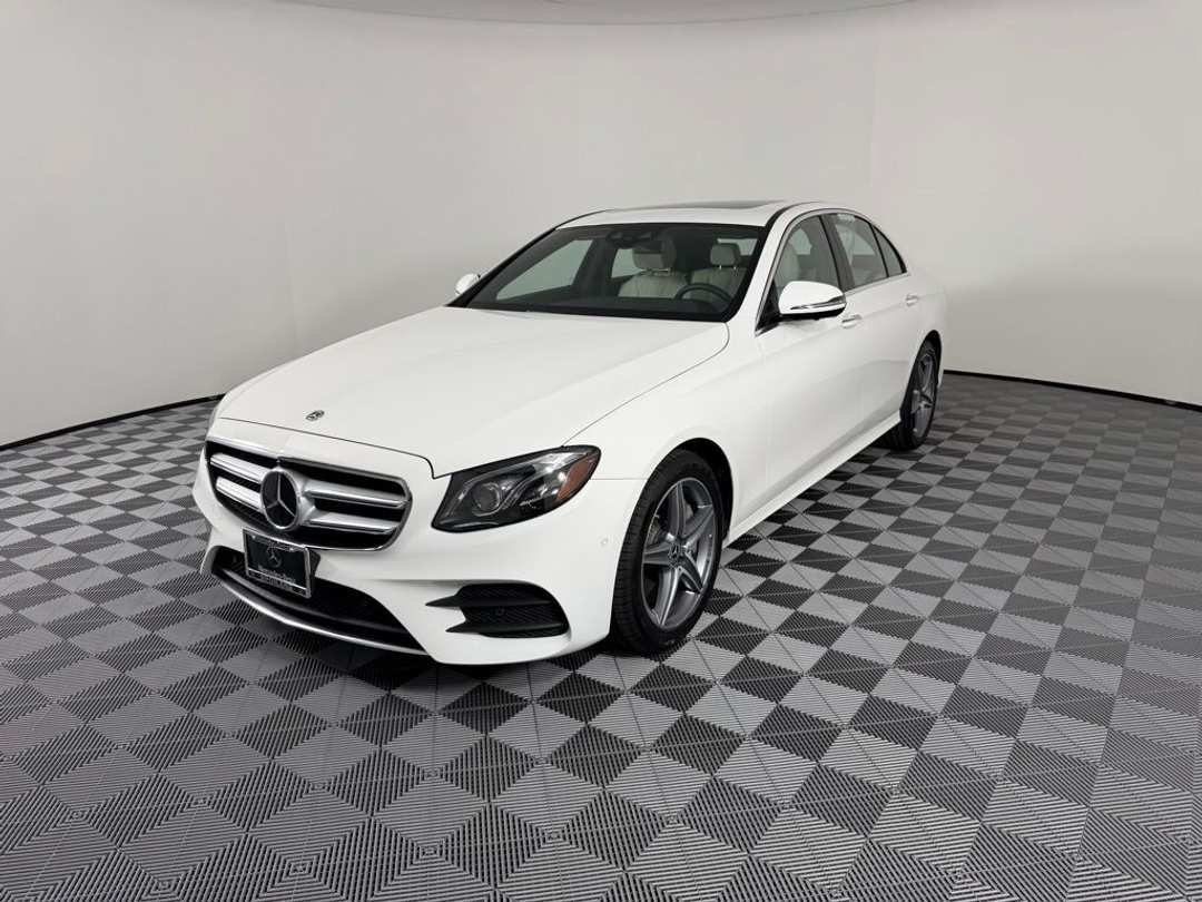 2018 Mercedes-Benz E-Class E 300 - Image 2