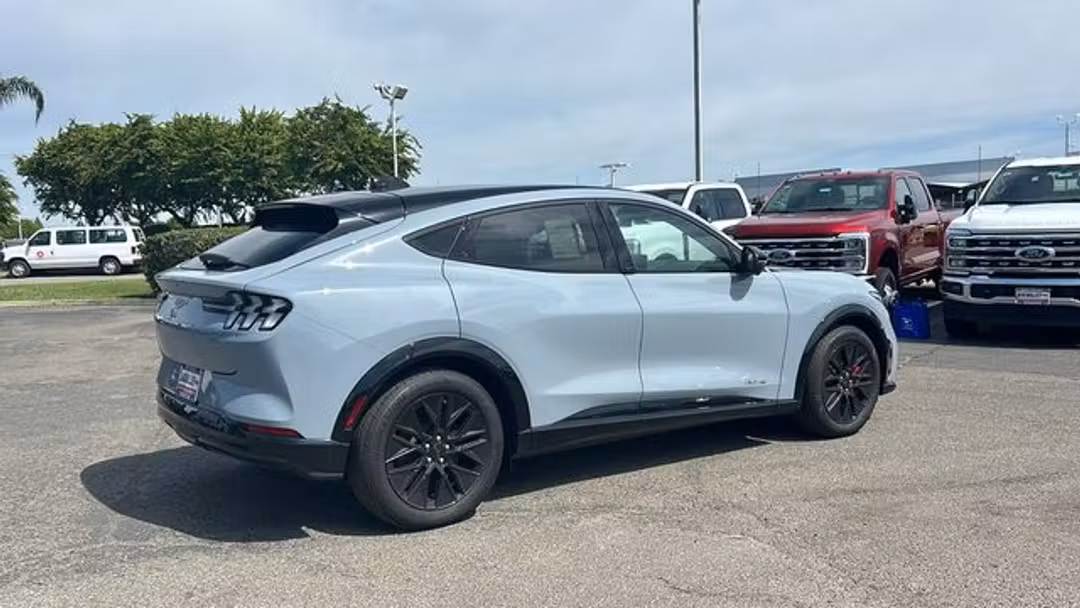 2025 Ford Mustang Mach-E Premium - Image 3