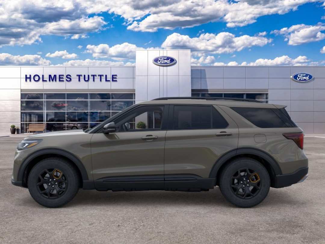 2026 Ford Explorer Tremor - Image 3