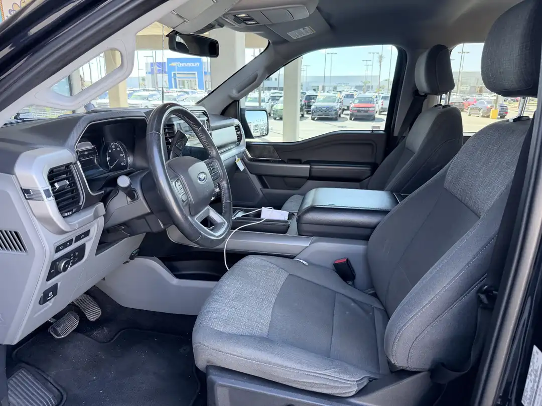 2021 Ford F-150 XLT - Image 2